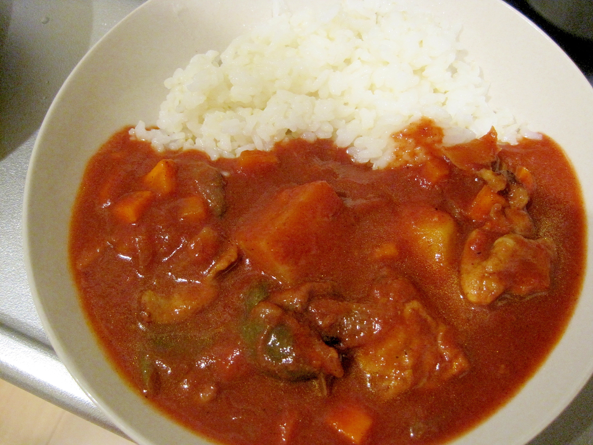 冷凍トマトの野菜カレー