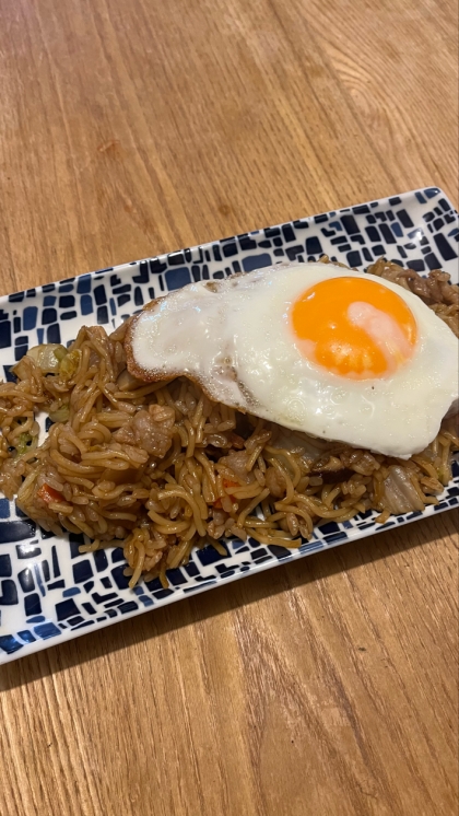 市販の焼きそば麺で「そばめし」☆シンプル卵炒飯風