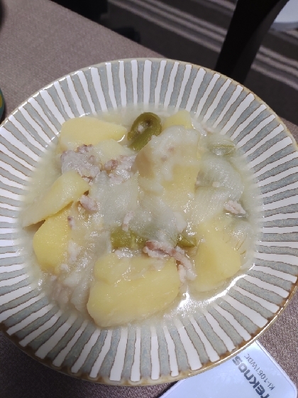 牛乳でカルシウムプラス　クリームシチュー