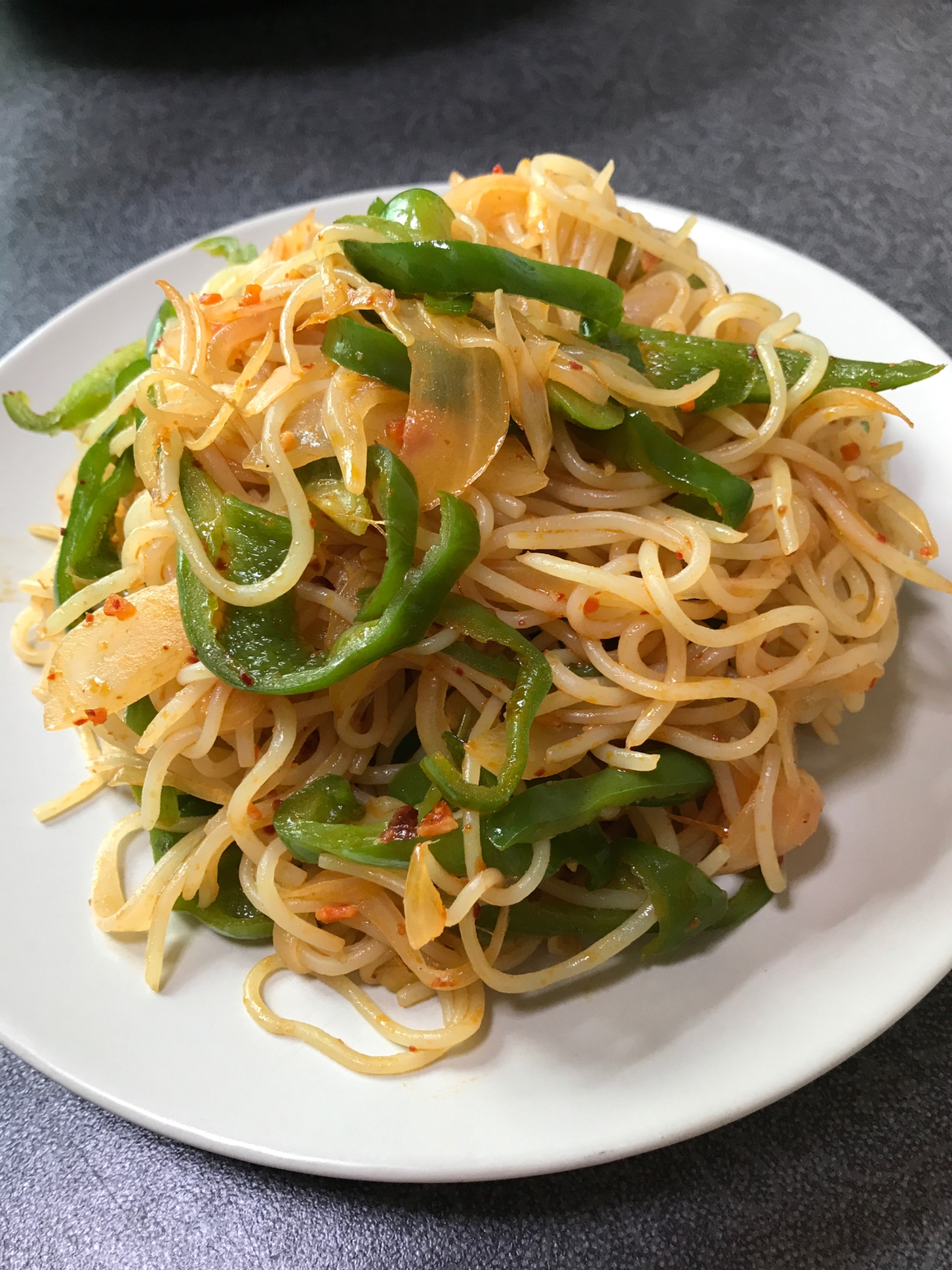 ヘルシーな豆乳蒟蒻麺焼きそば