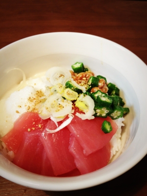 マグロ納豆オクラとろろのネバネバ丼‼