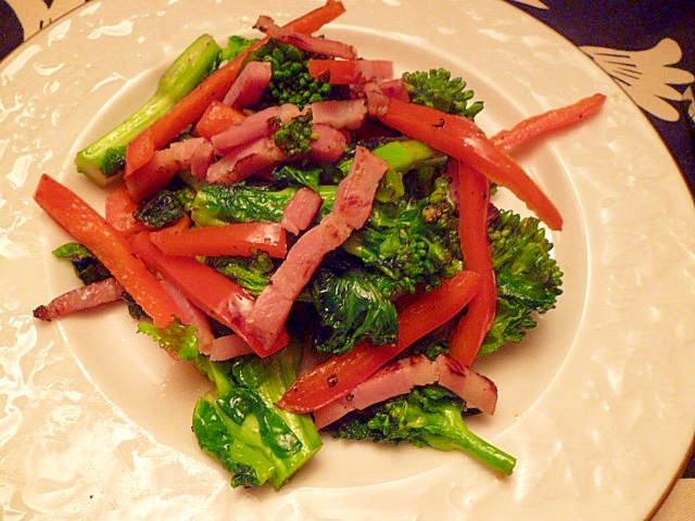 菜の花とパプリカとベーコンのアンチョビ炒め レシピ 作り方 By ｆａｉｒｙ ｔａｌｅ 楽天レシピ