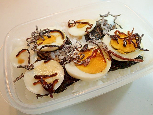 お弁当　焼き海苔とゆで卵と塩昆布のご飯
