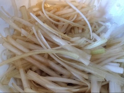 ネギのごま油和え（ネギラーメン用）