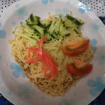 サラダ冷麺！自家製タレで～