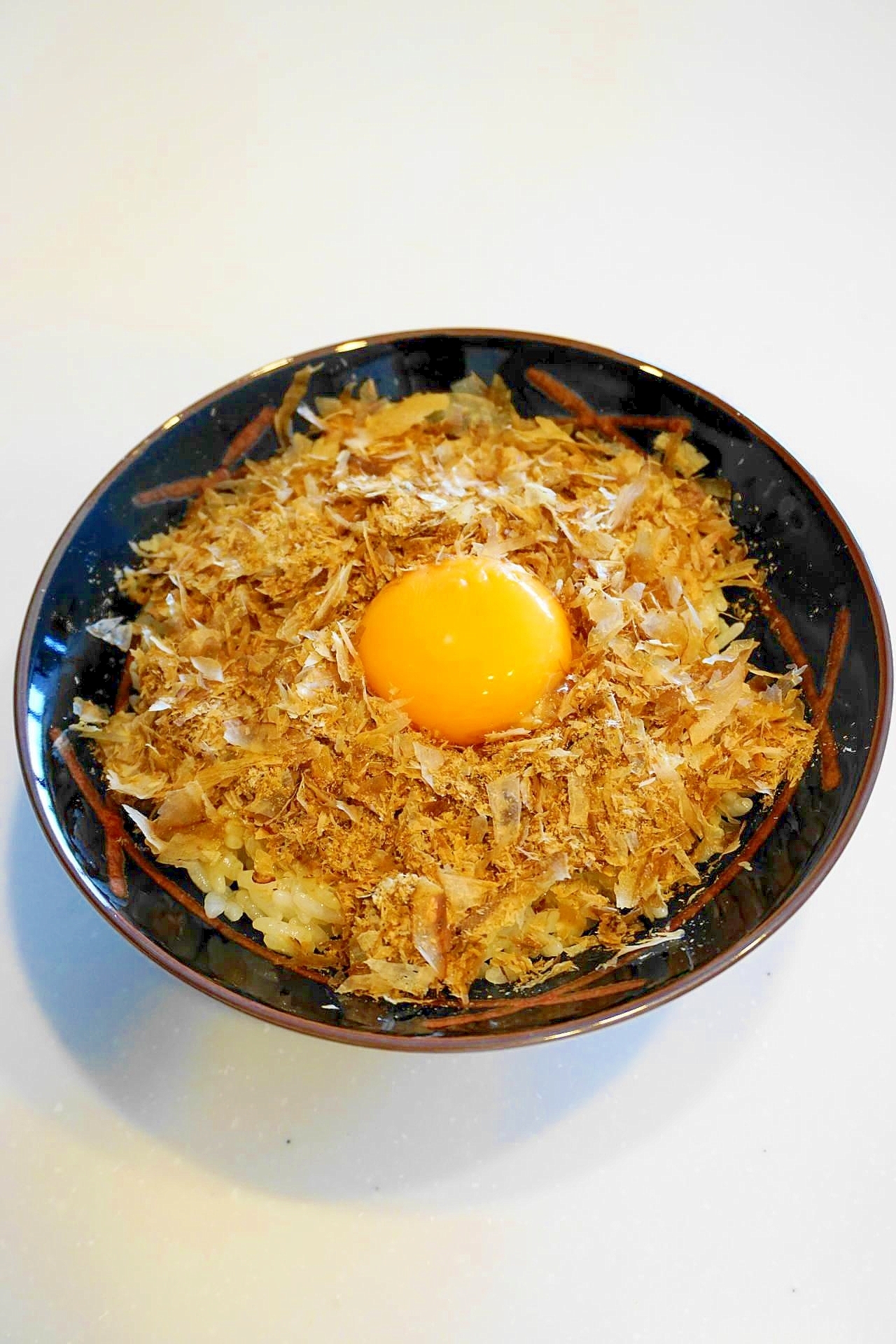 極上のtkgが食べたい時は 削り節がけ卵かけご飯 レシピ 作り方 By Oppeke22 楽天レシピ
