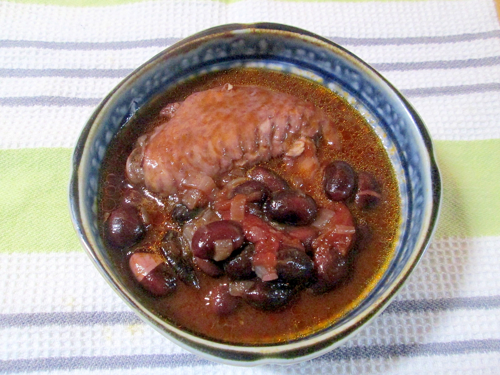 洋風♪黒豆と手羽先のトマト煮（圧力鍋使用）