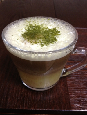 バリスタで抹茶カプチーノ