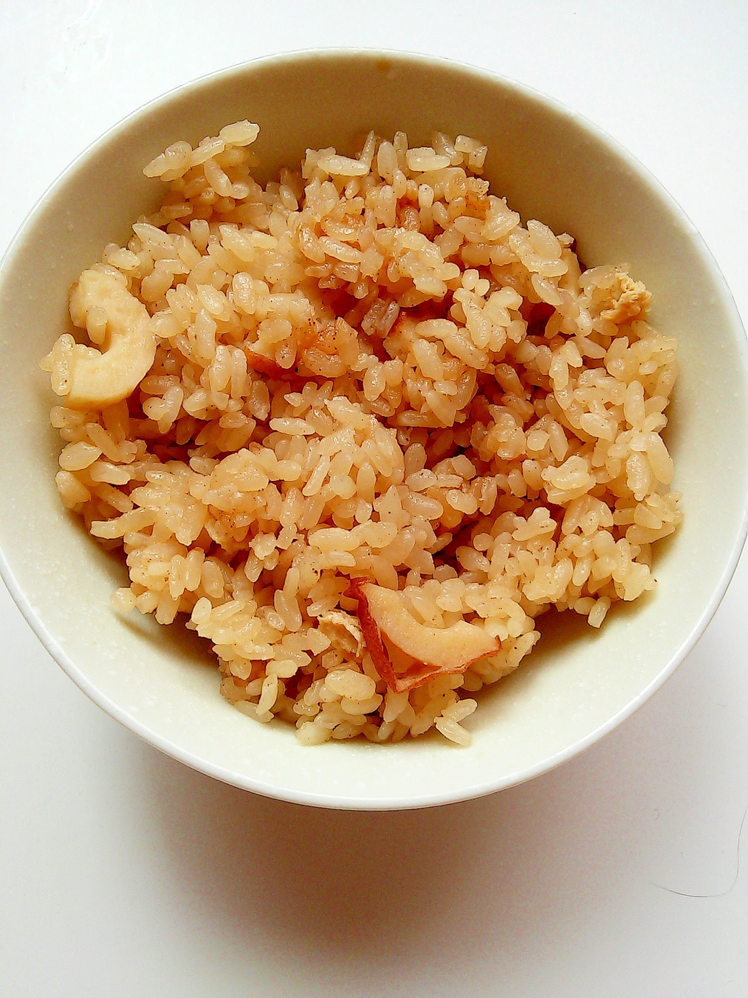 三十雑穀入り♪ちくわと油揚げの炊き込みご飯 レシピ・作り方 by みず