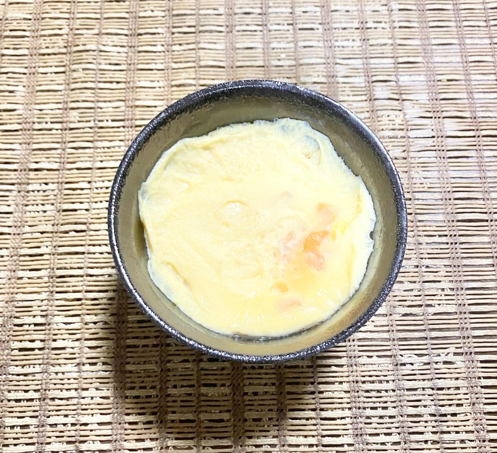 簡単☆レンジで人参と枝豆入り茶碗蒸し