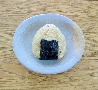 焼肉のたれで 鮭フレークのおにぎり レシピ 作り方 By 愛理紗 楽天レシピ