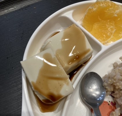 牡蠣入りの豆腐中華スープ