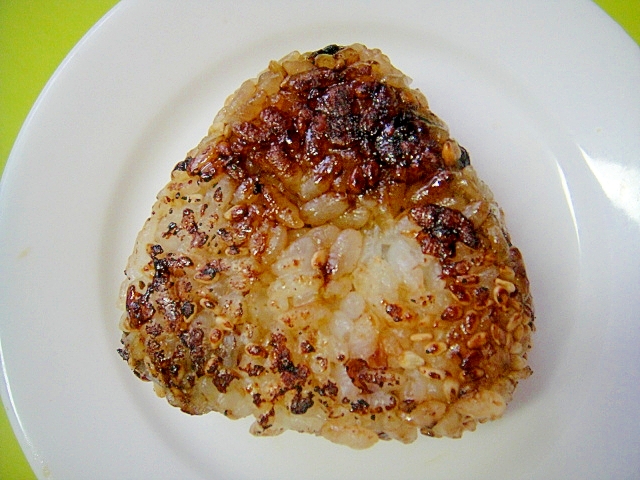 海苔の佃煮とおかかの焼きおにぎり