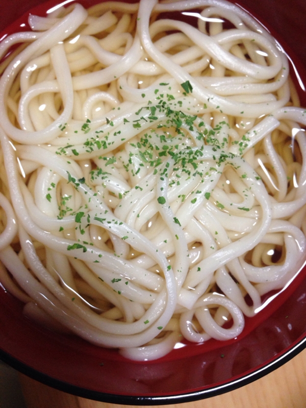 椀盛の乾麺うどん(*^^*)パセリで彩り☆