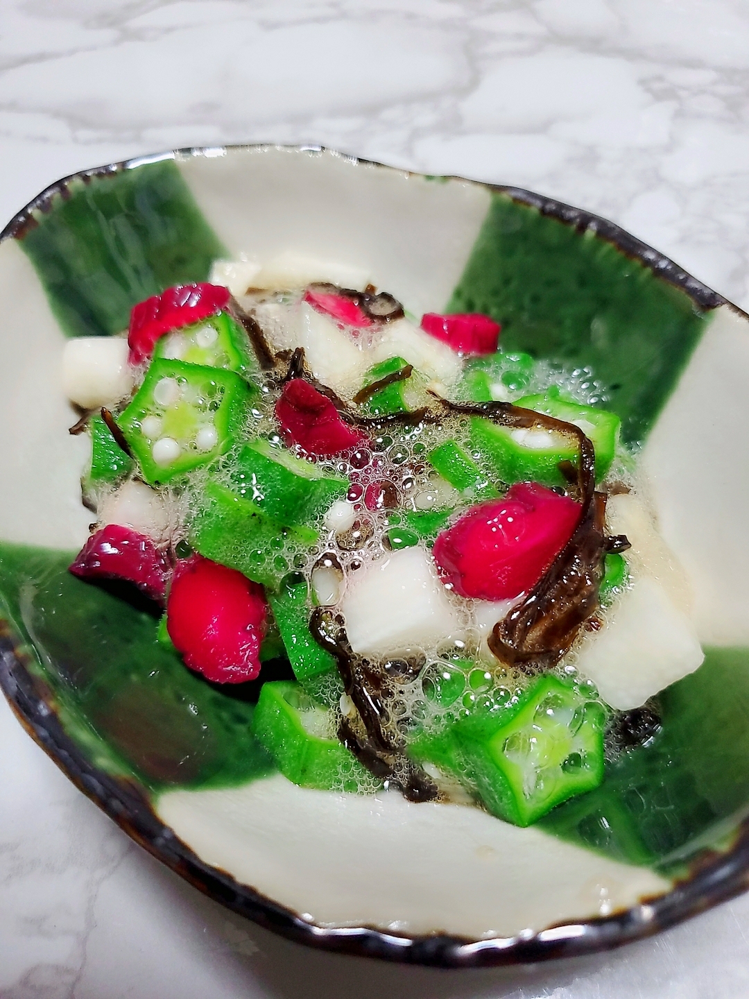 オクラと山芋の柴漬け塩昆布和え