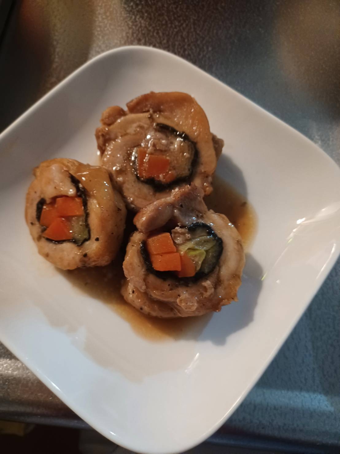 お弁当などに 可愛い 鶏肉の野菜巻き