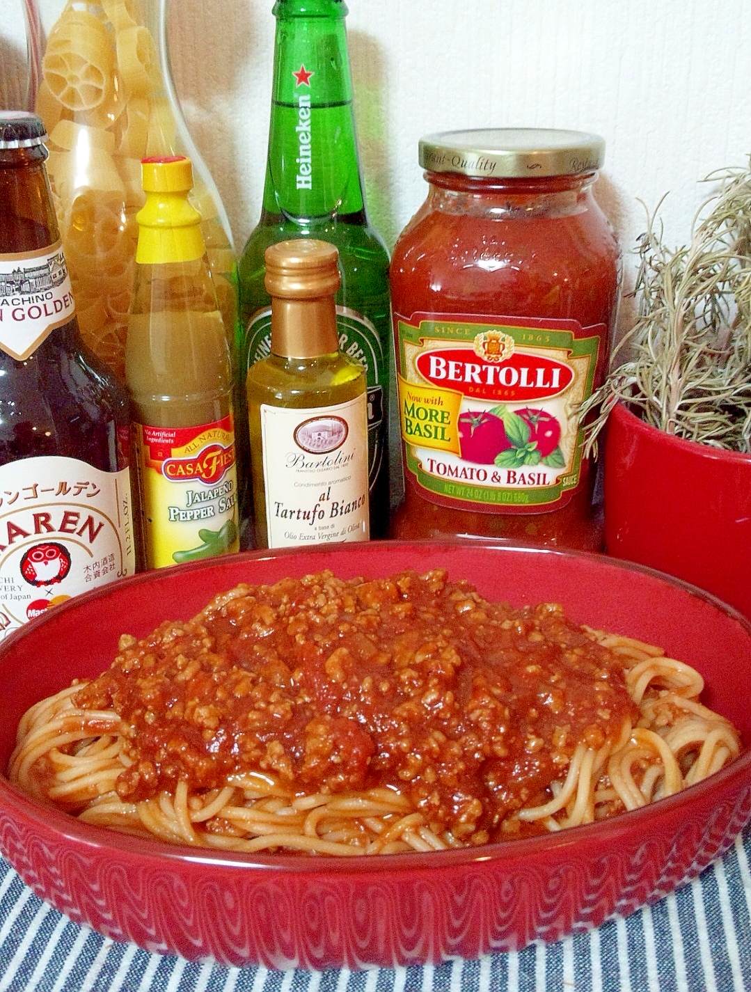 簡単に時間をかけたミートソーススパゲッティ☆