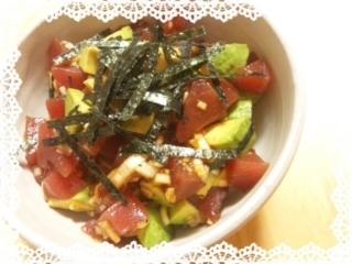 めちゃうま♪マグロとアボカドのユッケ丼
