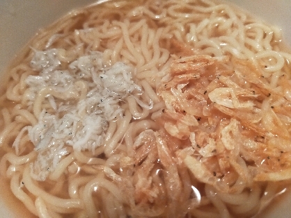 しらすと桜えびの醤油ラーメン