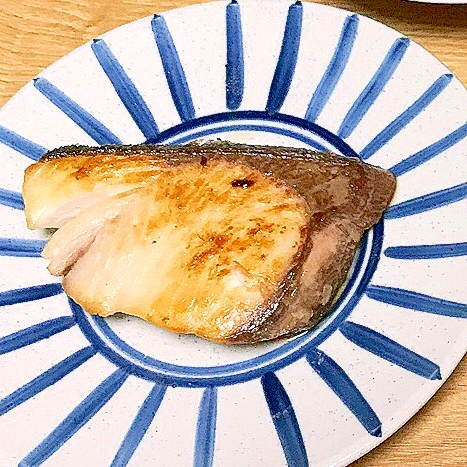 ぶりの塩焼き