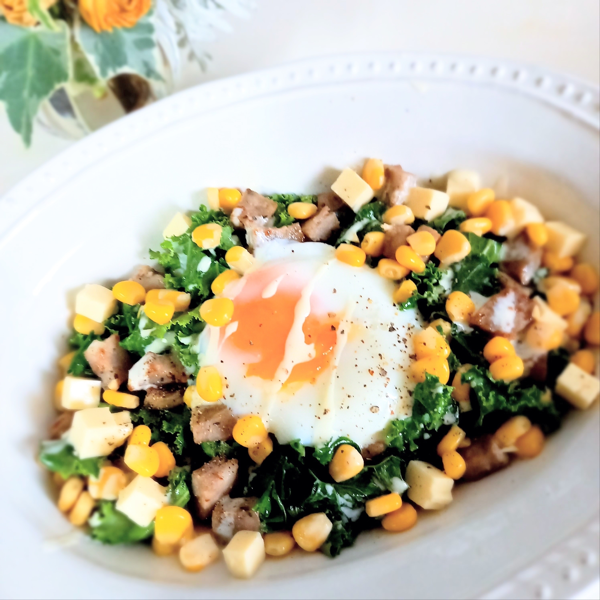 彩り鮮やか☘カーリーケールのシーザーサラダꕤ୭*