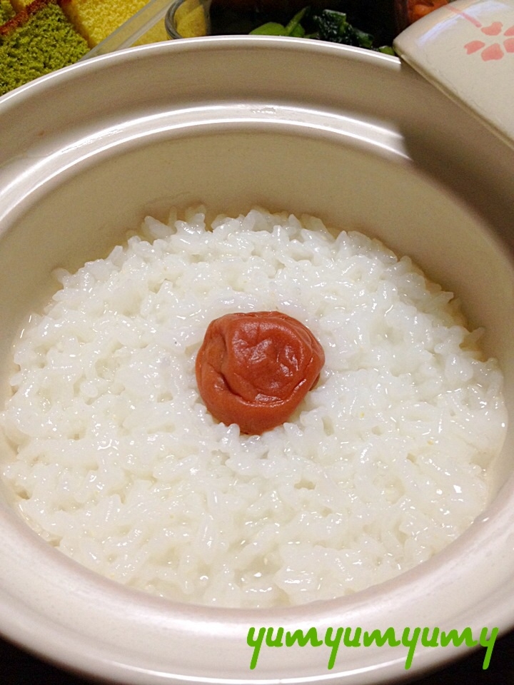 おかゆです☆お好みにアレンジできる基本の全粥レシピ レシピ・作り方 by ゆんゆんゅん - 楽天レシピ