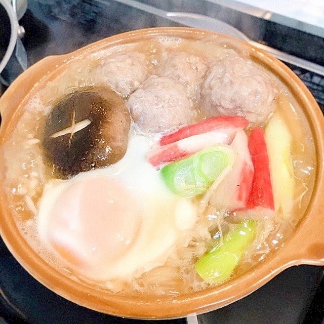 ゴロンとしいたけ肉団子の☆美味しい鍋焼きうどん