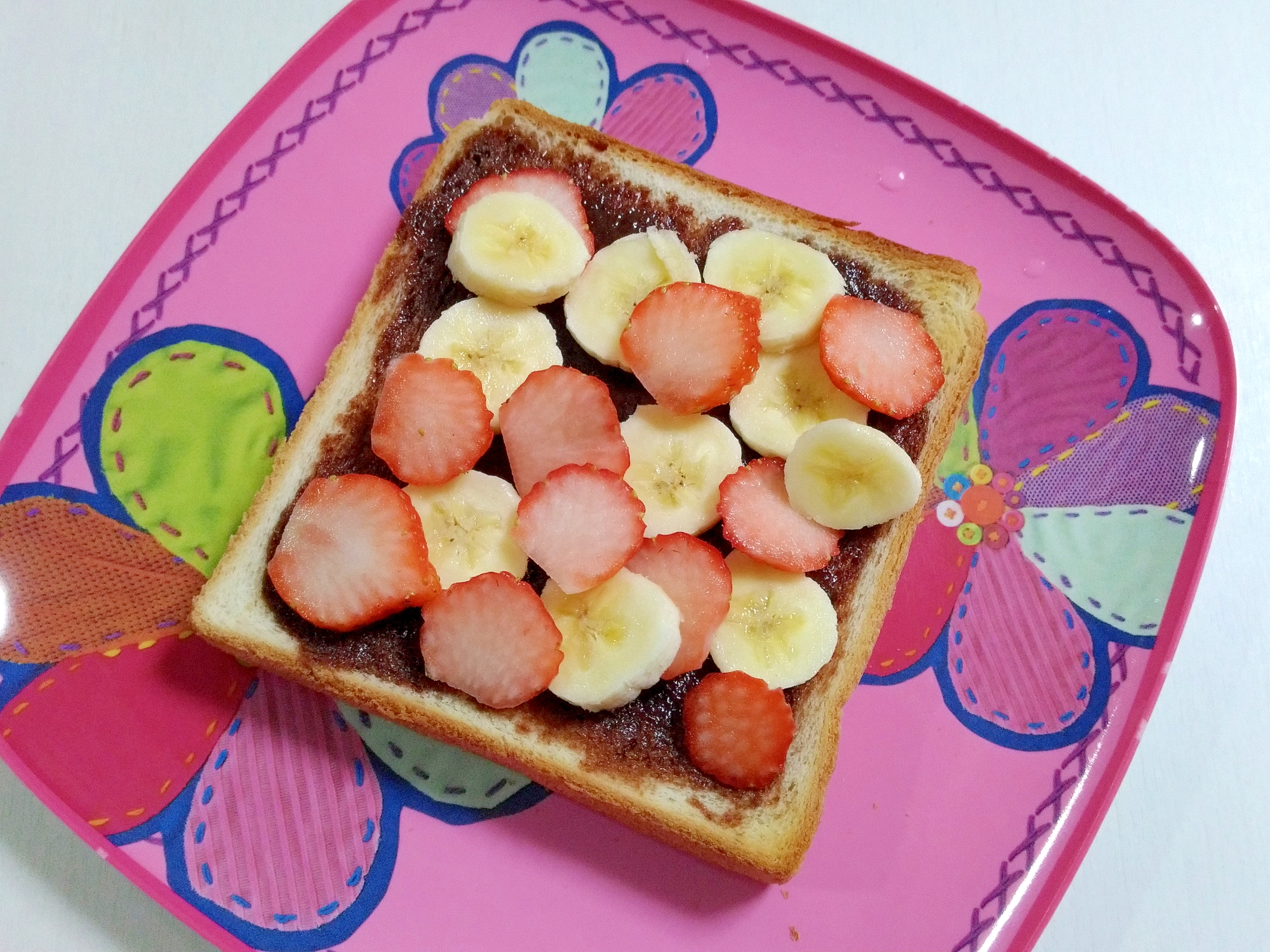 おやつトースト☆いちごとバナナのチョコトースト