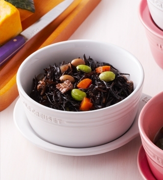 ル クルーゼ公式 ひじきの五目煮 レシピ 作り方 By ル クルーゼ公式ショップ 楽天レシピ ル クルーゼ公式 ひじきの五目煮 レシピ 作り方 By ル クルーゼ公式ショップ 楽天レシピ