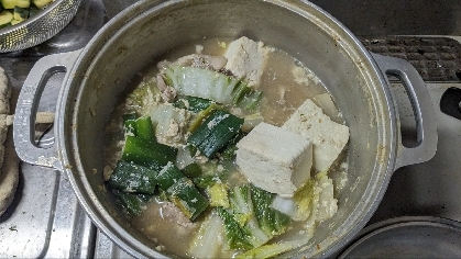 豚肉と白菜の味噌鍋♪