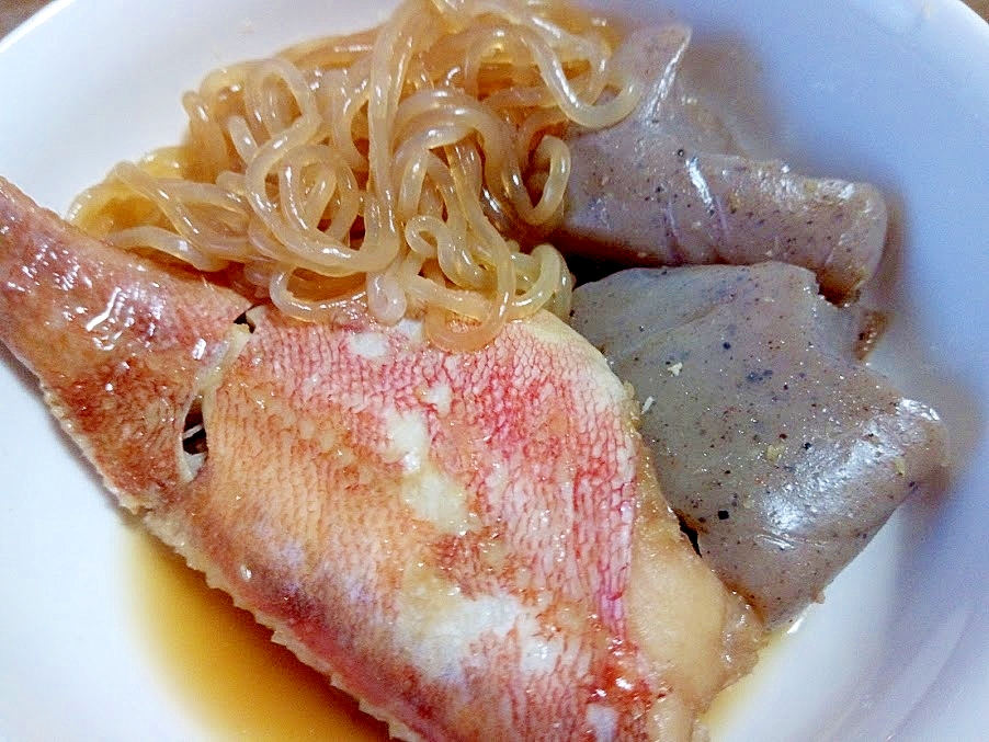 赤魚とこんにゃくと白滝の煮付け