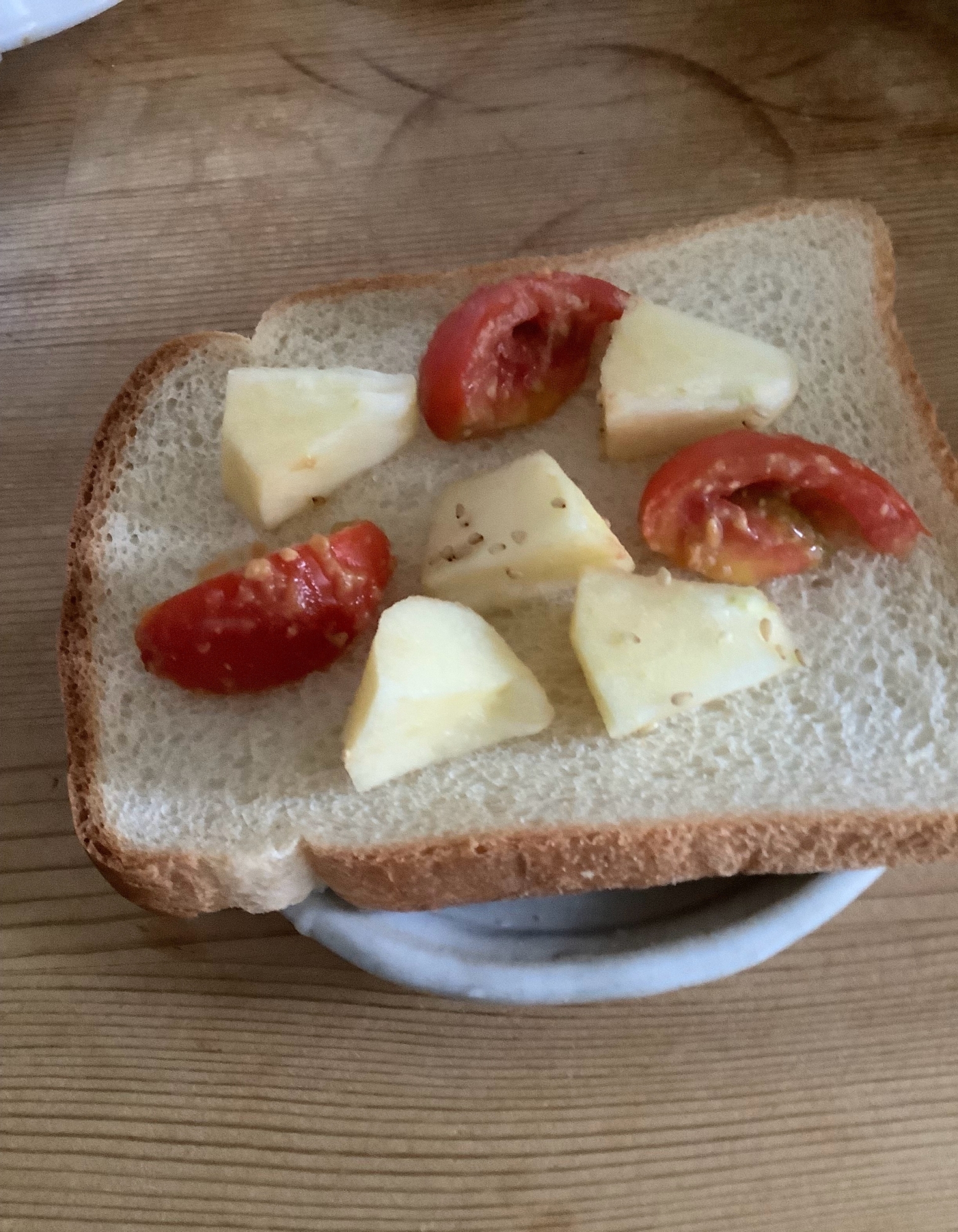 ミディートマトりんごオープンサンド♪