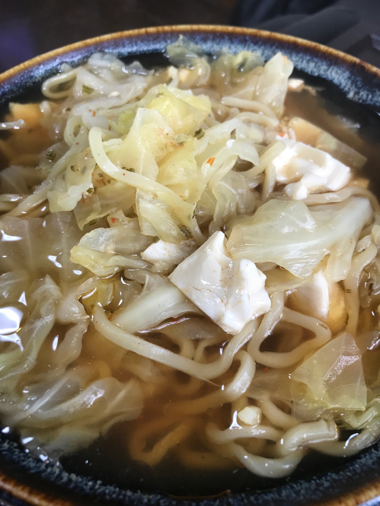 豆腐とキャベツの醤油ラーメン