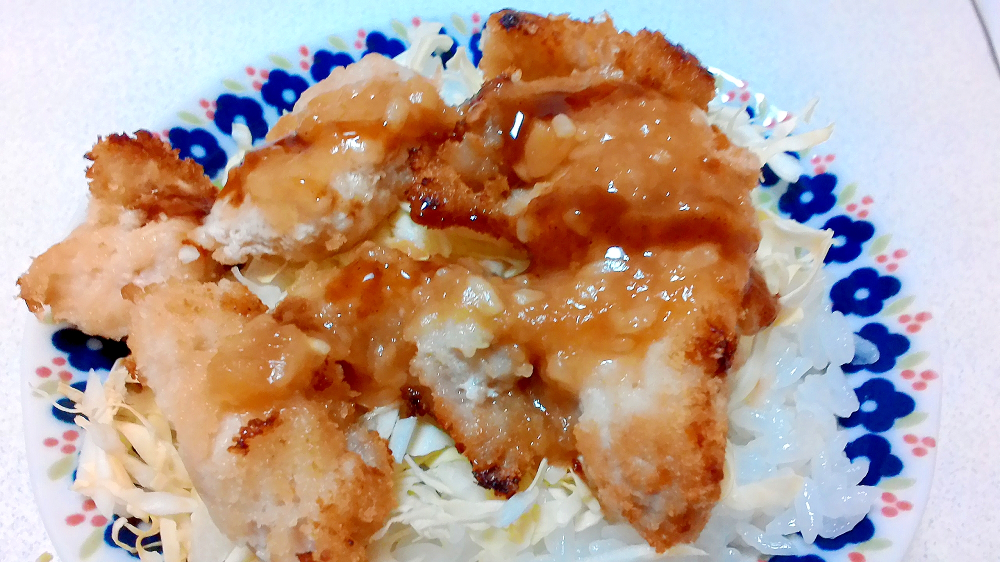鶏胸マヨネーズフライの味噌カツ丼
