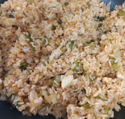 炊飯器で、ケチャップライス