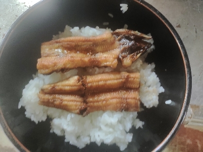 フライパンで☆鰻の酒蒸し丼
