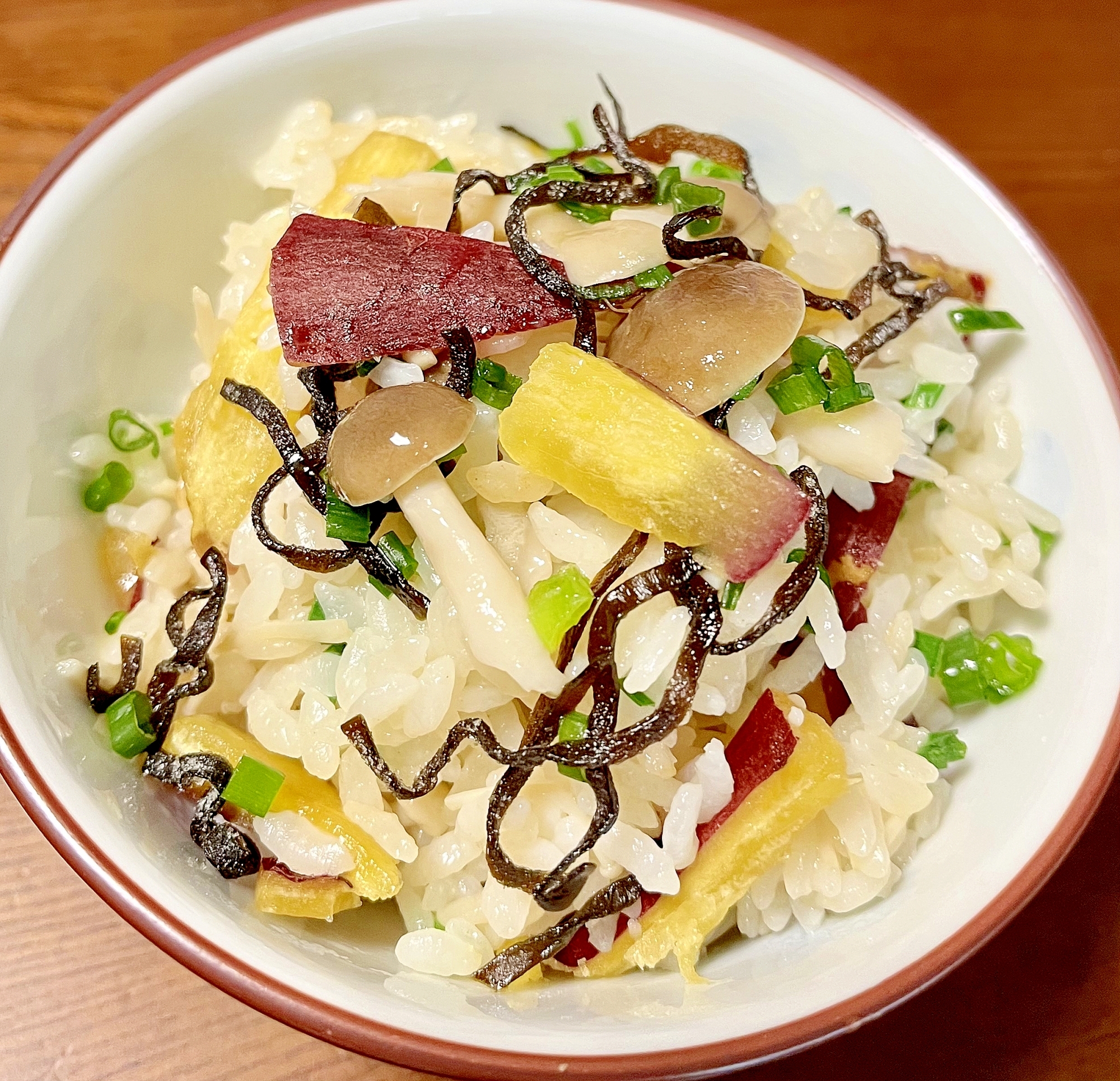 さつまいもの蜂蜜煮で　きのことさつまいもご飯