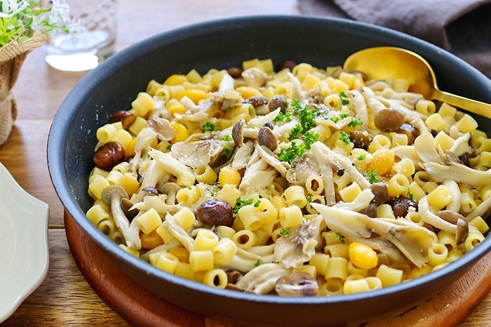 きのこたっぷり ショートパスタのクリーム煮 プロが教える簡単おうちごはん 30 デイリシャス 楽天レシピ きのこたっぷり ショートパスタのクリーム煮 プロが教える簡単おうちごはん 30 デイリシャス 楽天レシピ