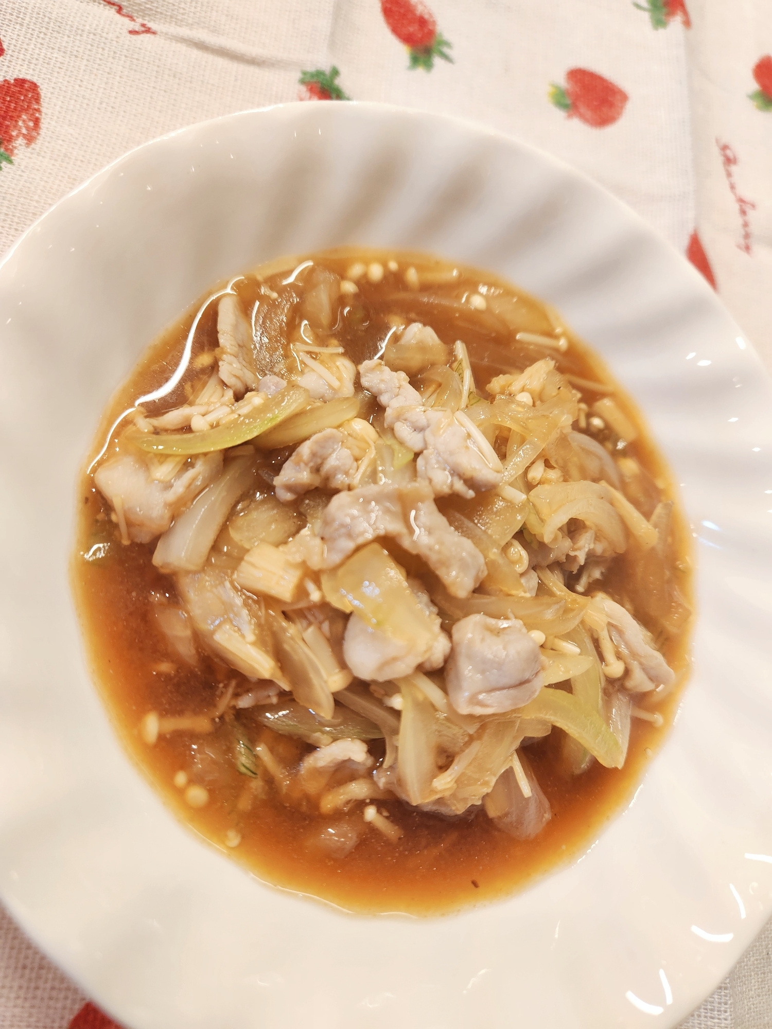 【幼児食】豚肉と玉ねぎの生姜丼