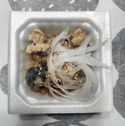 鯖缶玉ねぎ納豆✧˖°