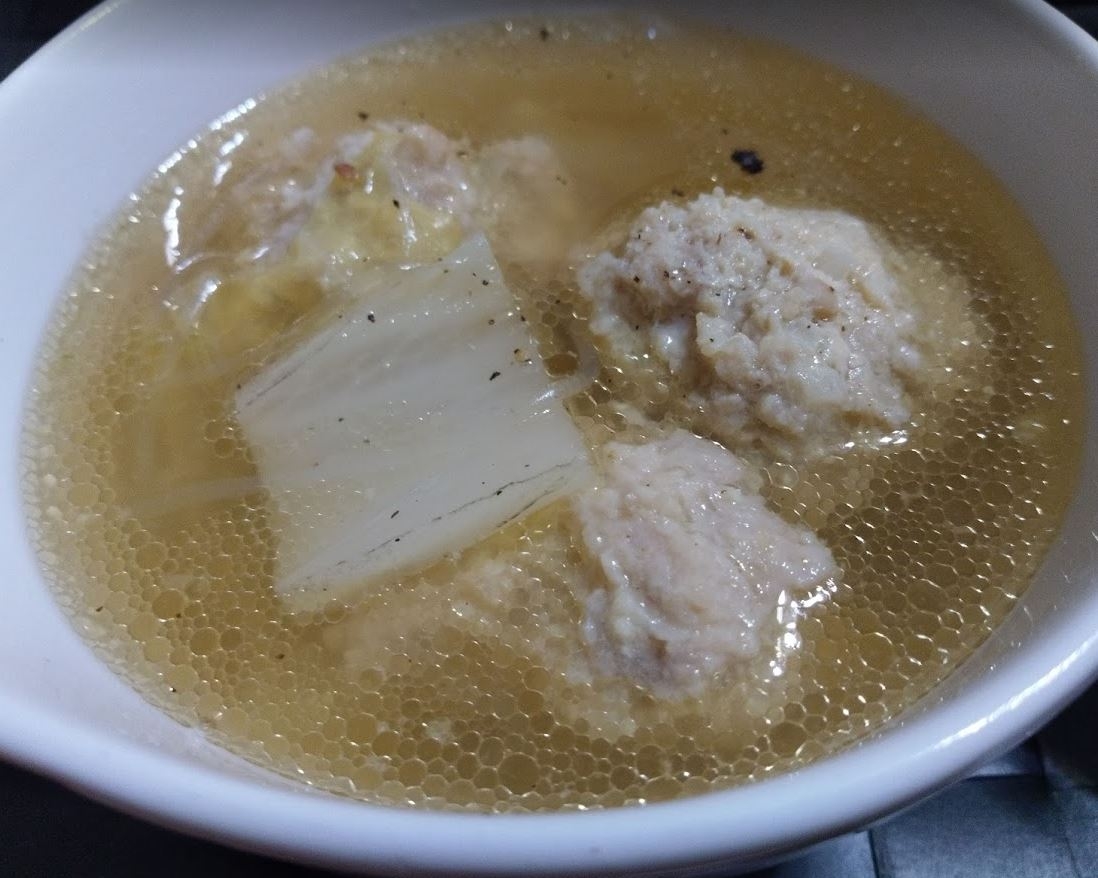 鶏団子の春雨スープ