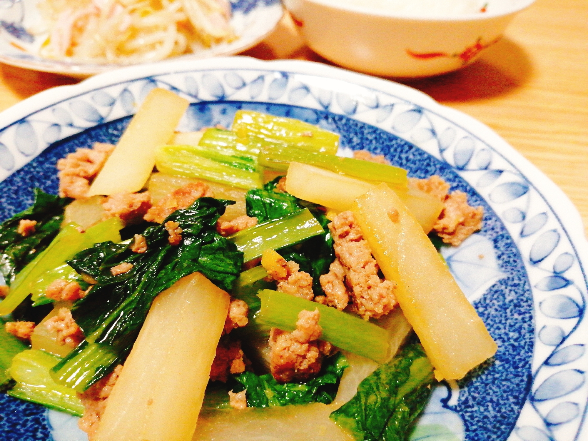 豚ひき肉と大根と小松菜の生姜風味炒め