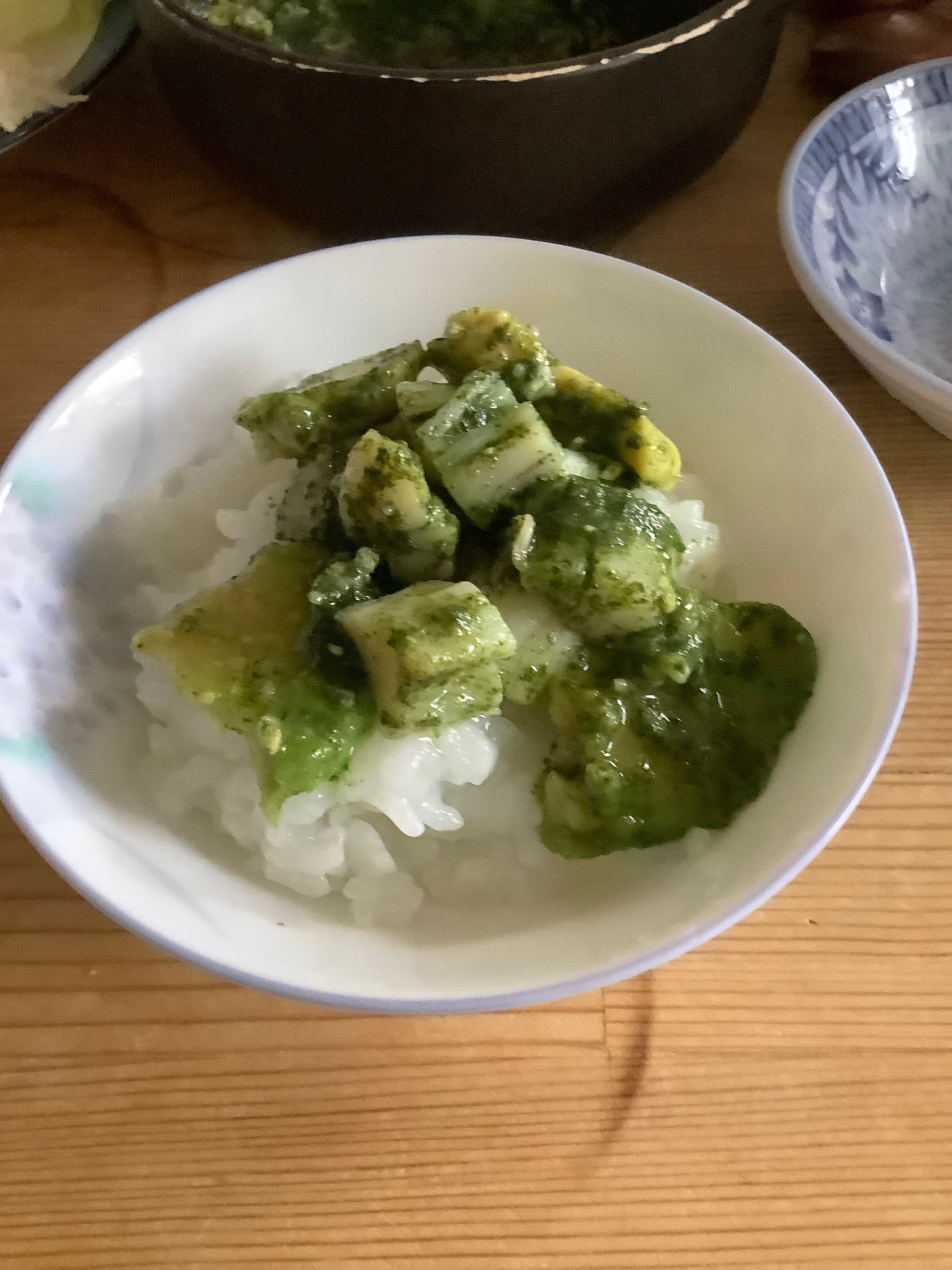 ホタテ貝柱アボカドほうれん草丼♪