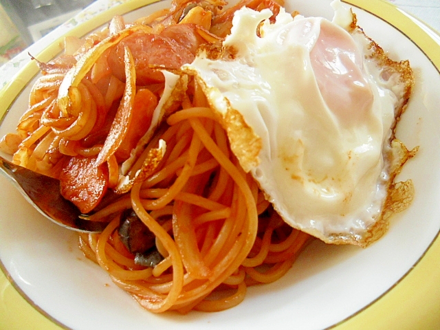 目玉焼きのせナポリタン レシピ 作り方 By ミスチバス 楽天レシピ 目玉焼きのせナポリタン レシピ 作り方 By ミスチバス 楽天レシピ