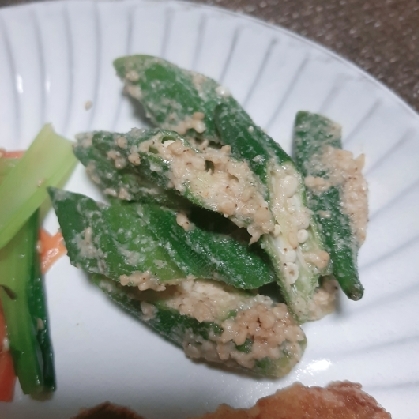 胡麻香る♩オクラの胡麻和え