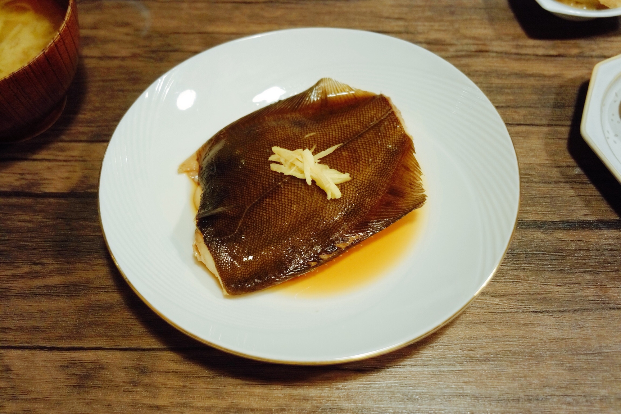 煮崩れなし!皮も無事!きれいなカレイの煮付け