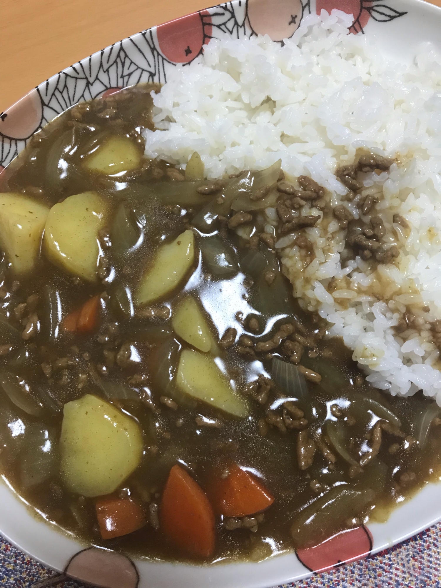 合い挽き肉のカレー