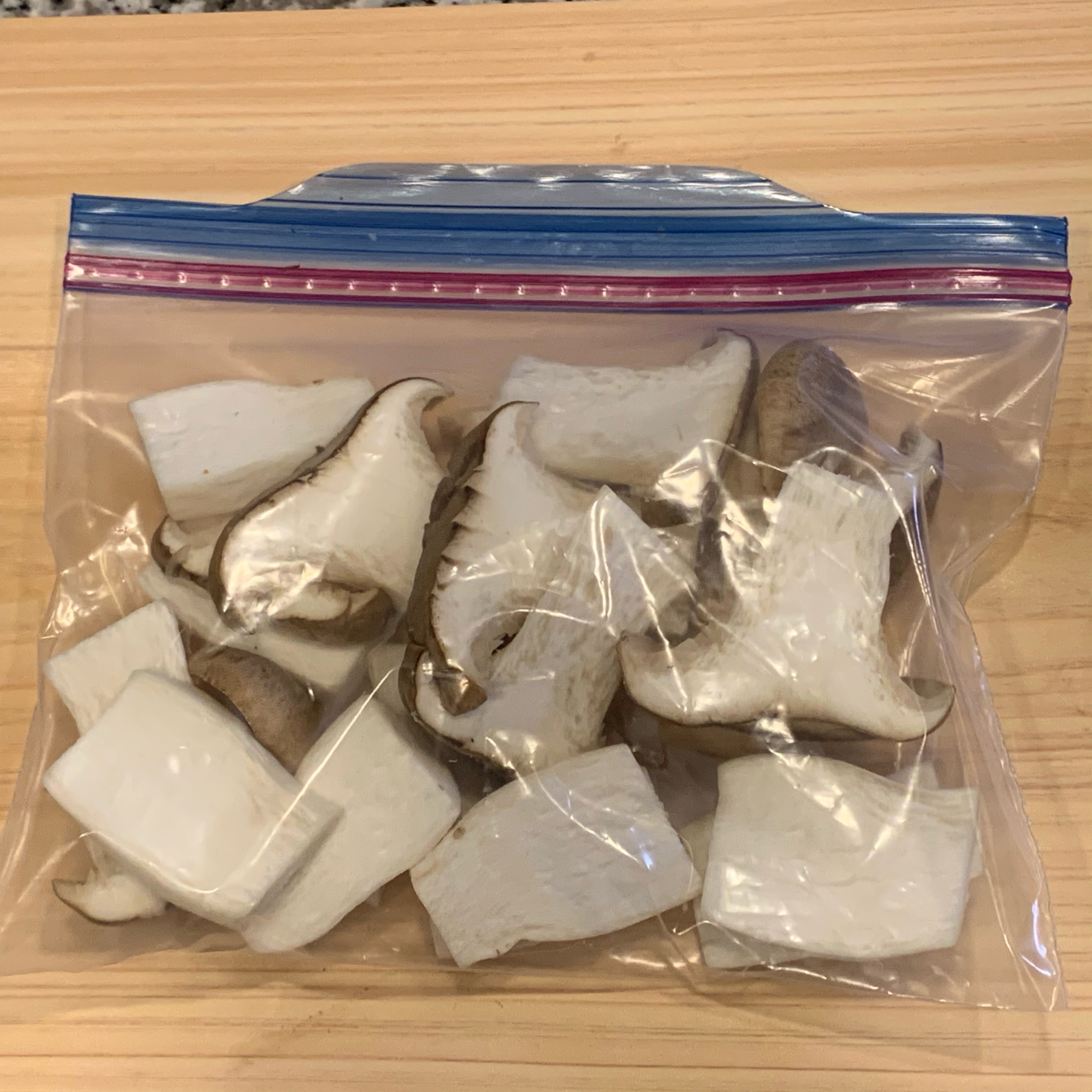 エリンギの冷凍保存 レシピ 作り方 By Banbe 楽天レシピ エリンギの冷凍保存 レシピ 作り方 By Banbe 楽天レシピ