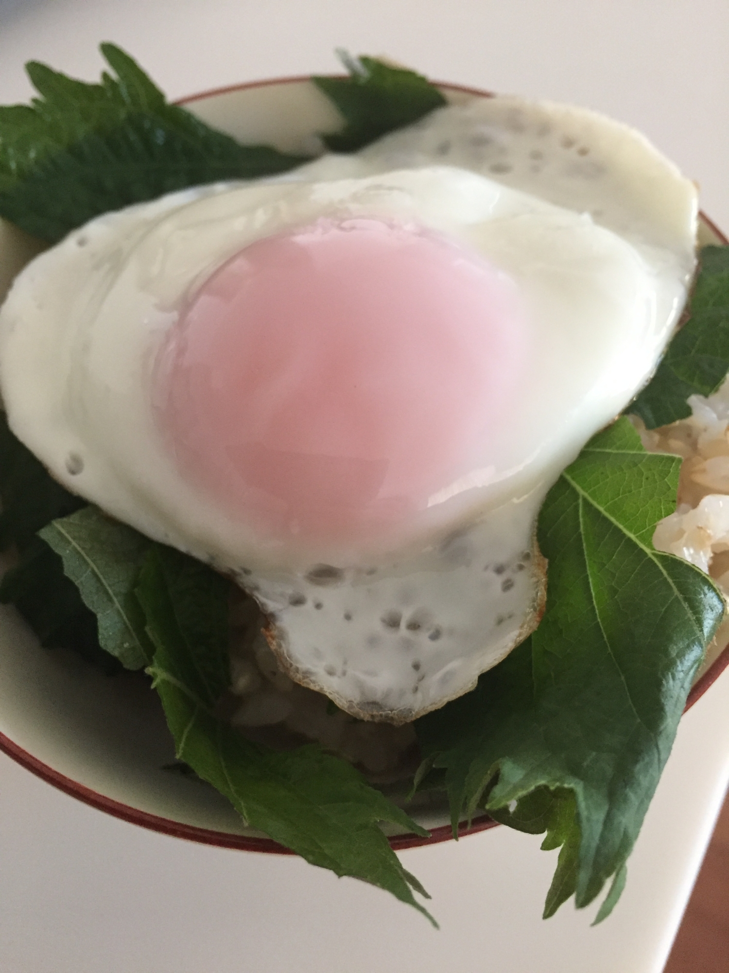 朝の定番！目玉焼きごはん！