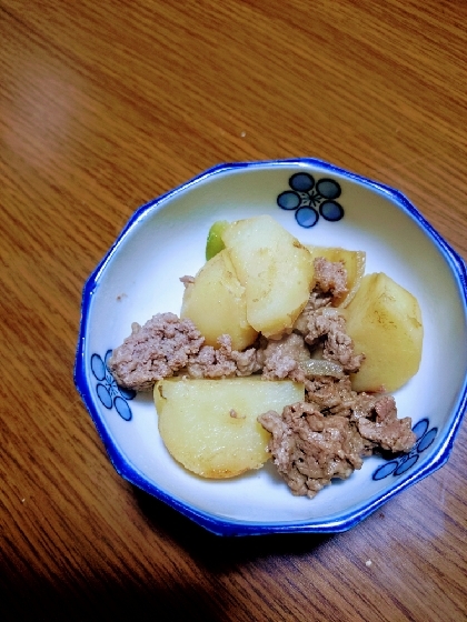 節約♫簡単♫ひき肉の肉じゃが風
